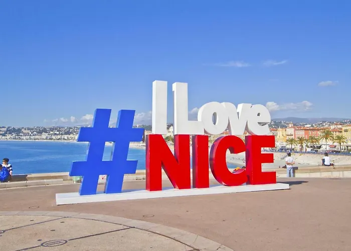 Promenade - Old Town Panoramic Apartment Nice