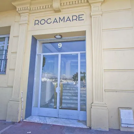 Promenade - Old Town Panoramic