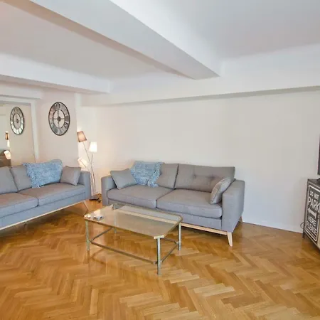 Promenade - Old Town Panoramic *